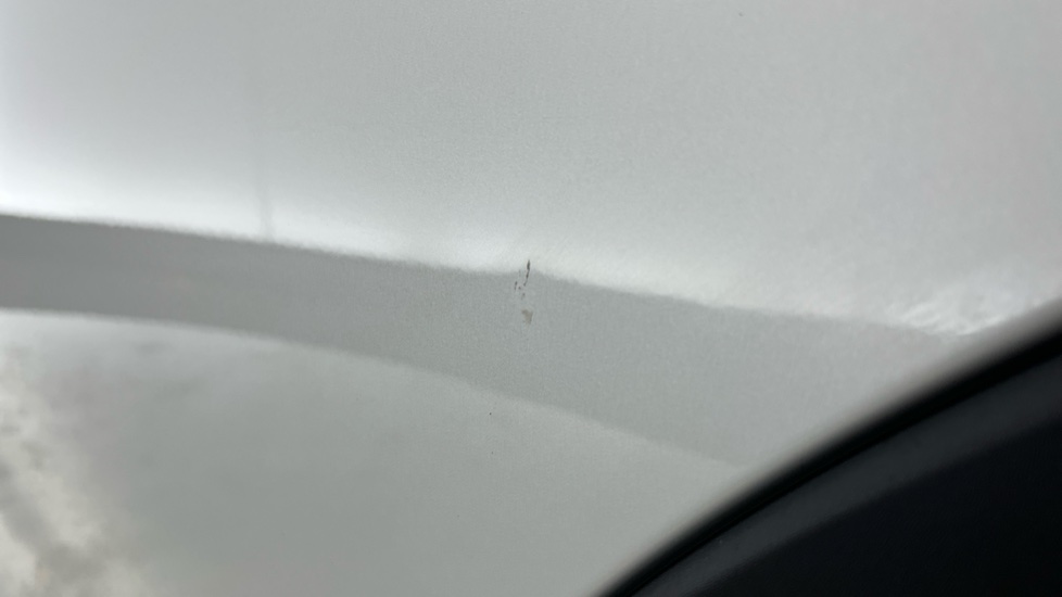 MINI HATCHBACK Dent and scratches