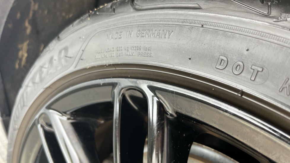 MINI HATCHBACK Scuff