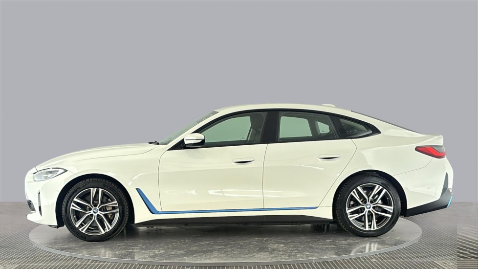 BMW I4 Image 2