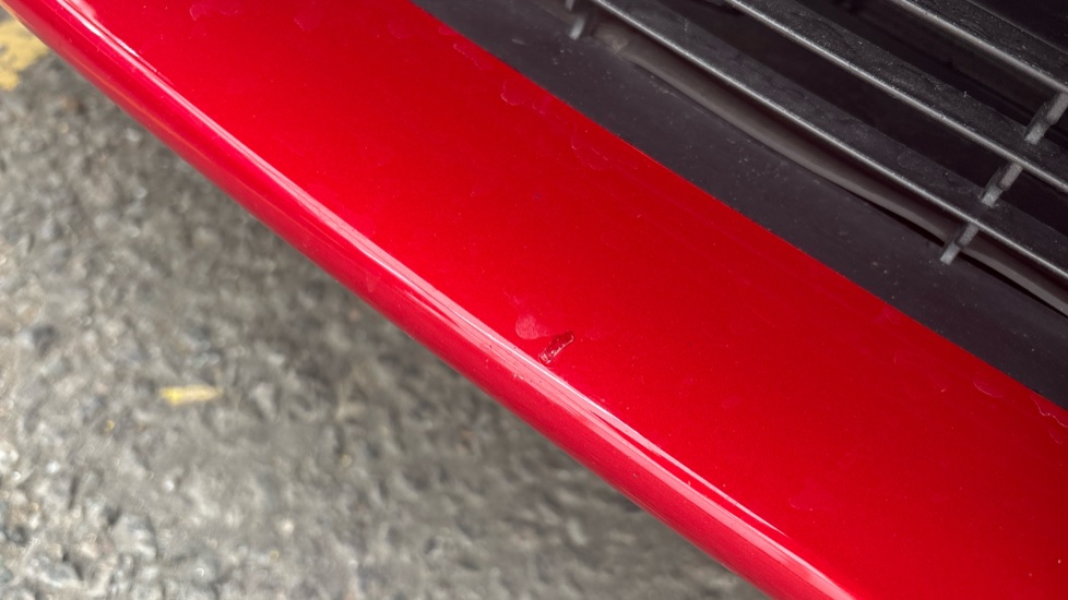 TESLA MODEL Y scuff