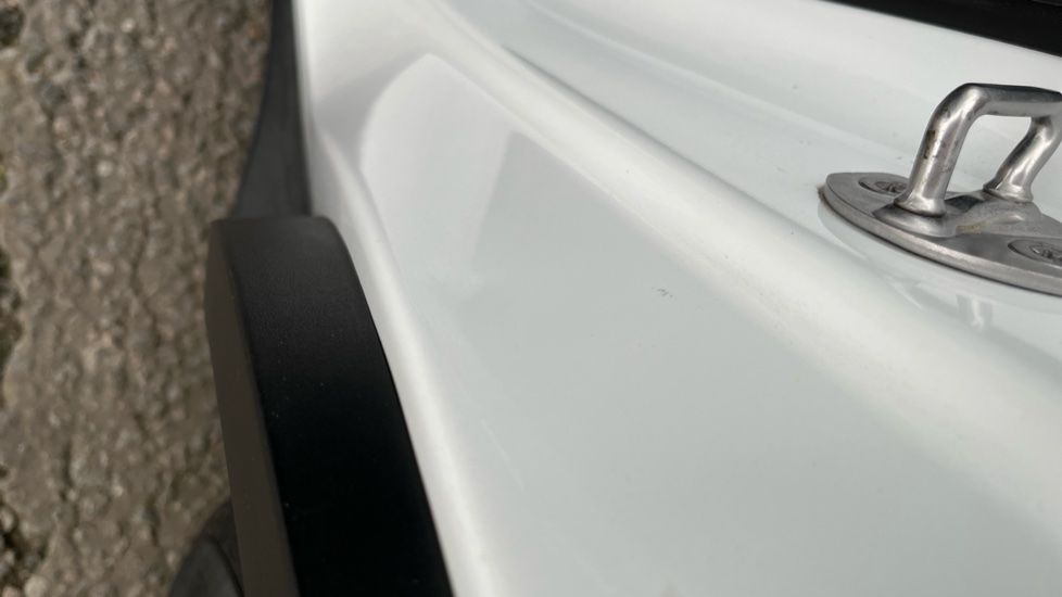 TESLA MODEL Y Dent