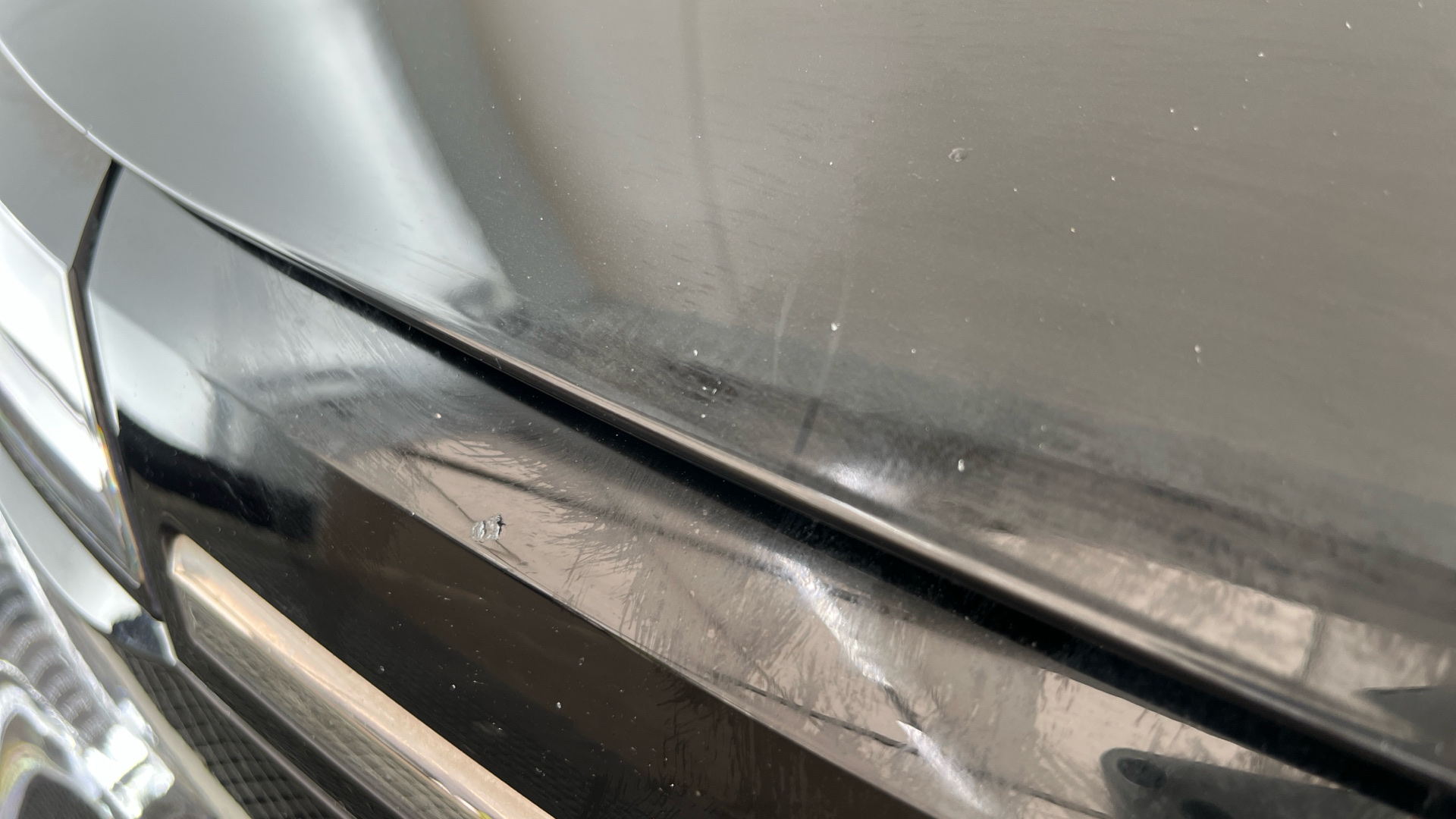 Multiple chips and scratches