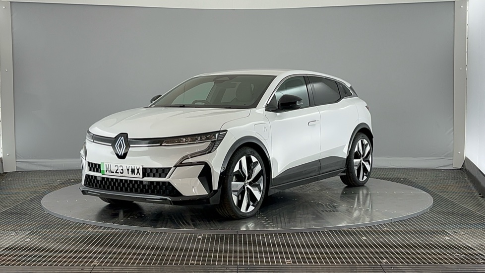 RENAULT MEGANE E-TECH Image 8