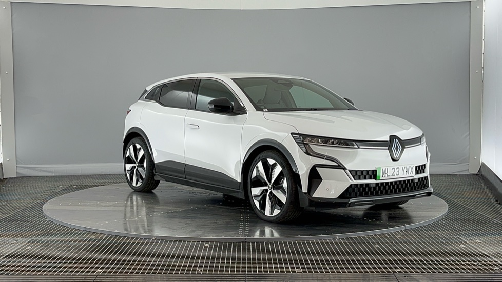 RENAULT MEGANE E-TECH Image 6