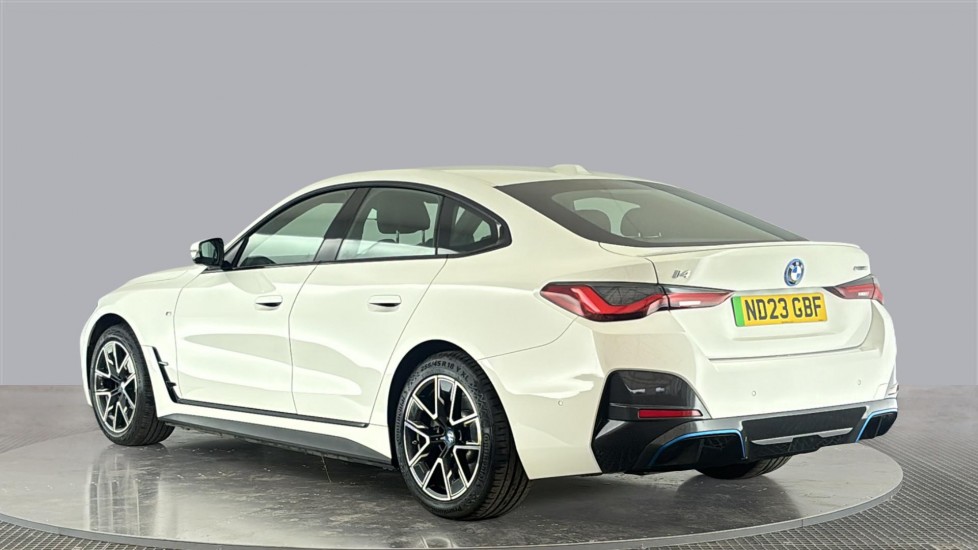 BMW I4 Image 3
