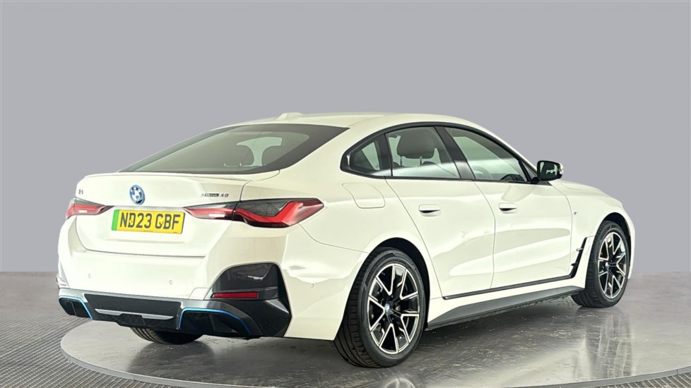 BMW I4 Image 5