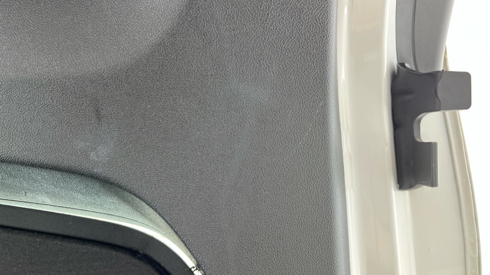BMW I4 scuff