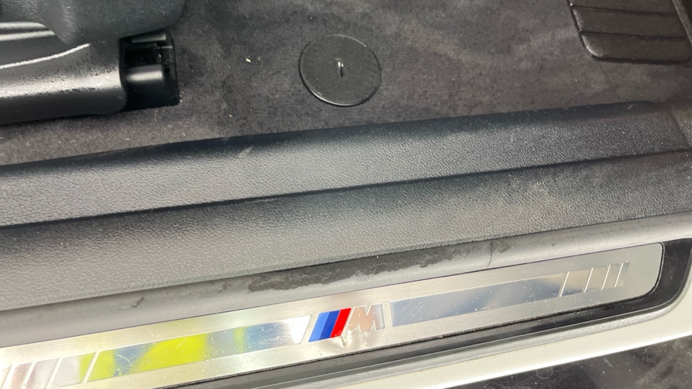 BMW I4 worn