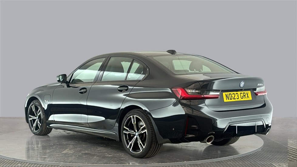 BMW 3 SERIES Image 3