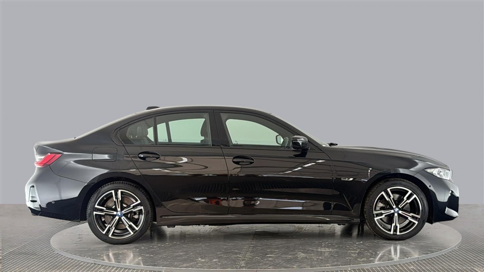 BMW 3 SERIES Image 6