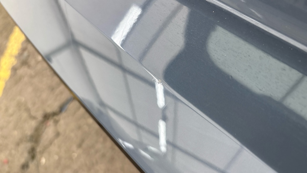 BMW iX1 Chips and scratches