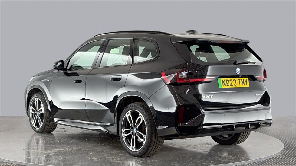 BMW iX1 Image 3