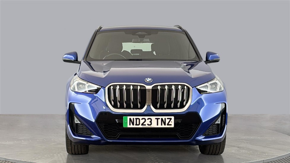 BMW iX1 Image 8