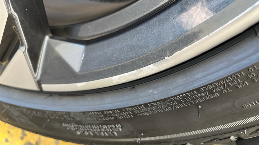 BMW iX1 Imperfection