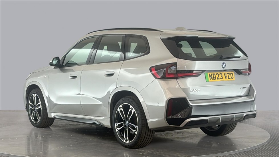 BMW iX1 Image 3