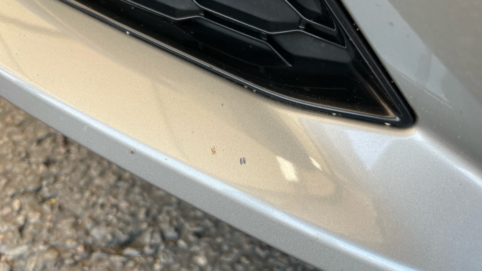 BMW iX1 Multiple chips