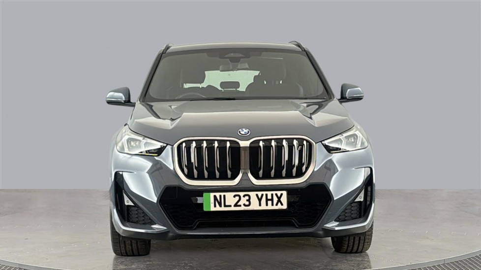 BMW iX1 Image 8