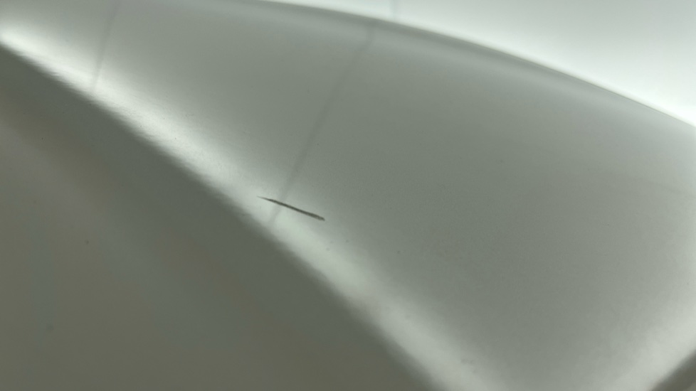 POLESTAR 2 Scratches