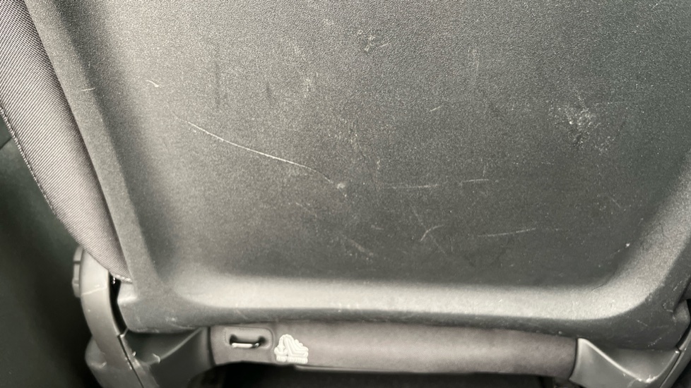 POLESTAR 2 Scratches and scuff