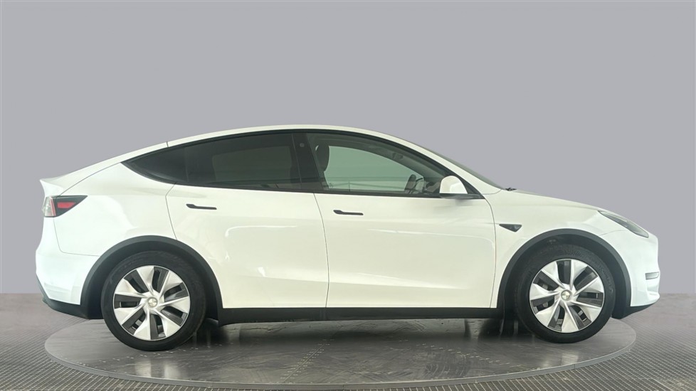 TESLA MODEL Y Image 6