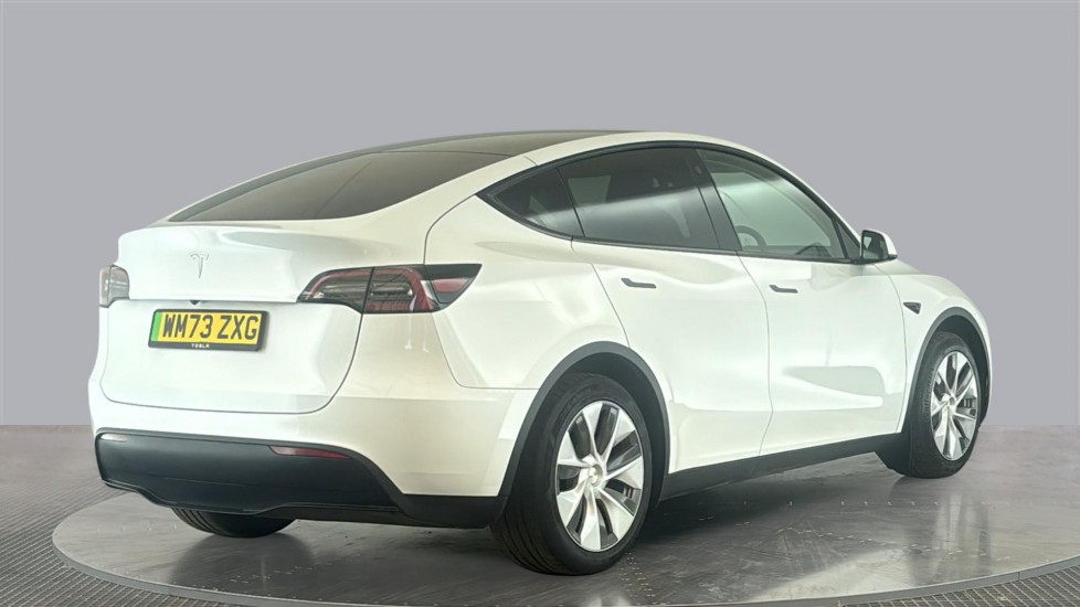 TESLA MODEL Y Image 5