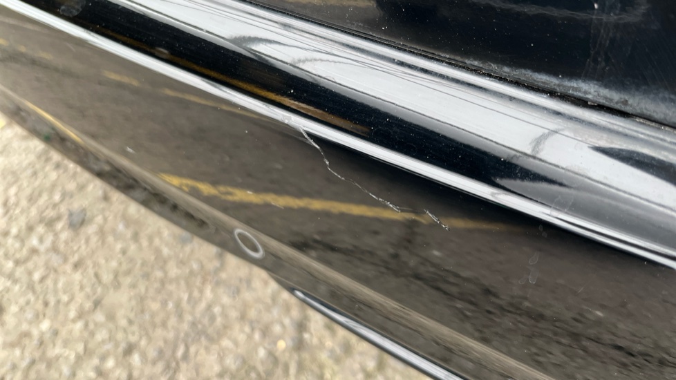 FORD MUSTANG MACH-E Scratches and chips