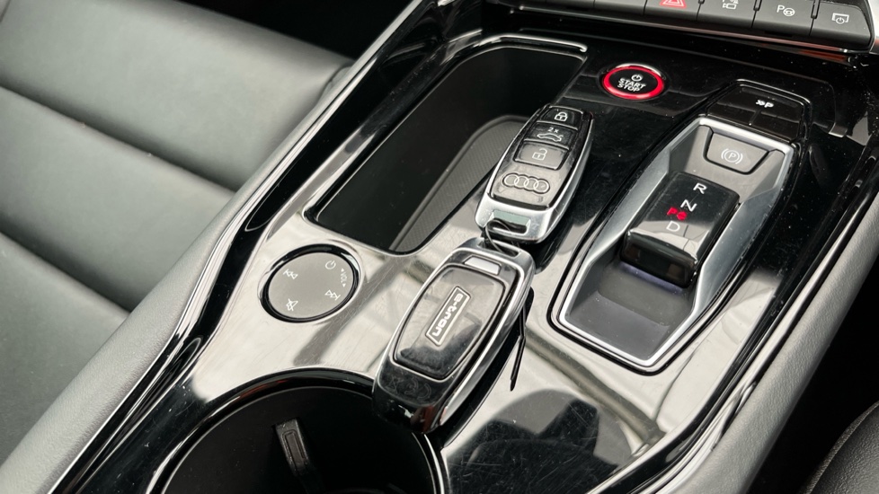 AUDI E-TRON GT 2 keys available