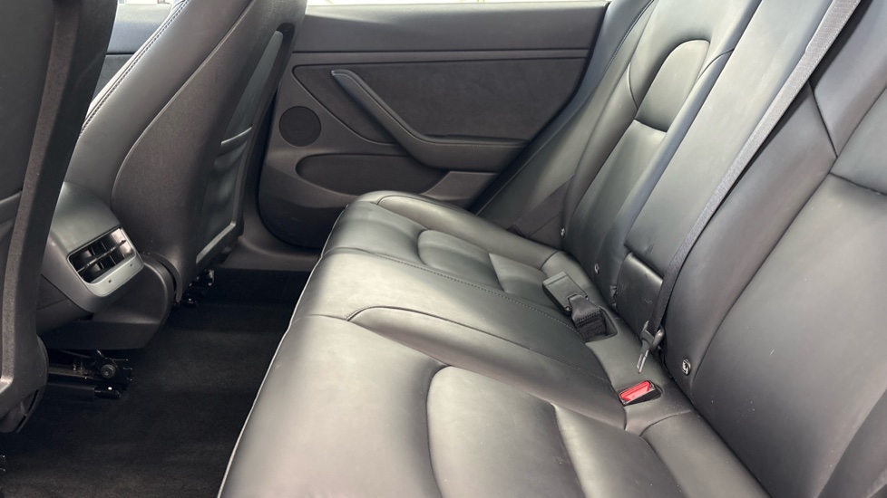 TESLA MODEL 3 SALOON Long Range AWD 4dr Auto