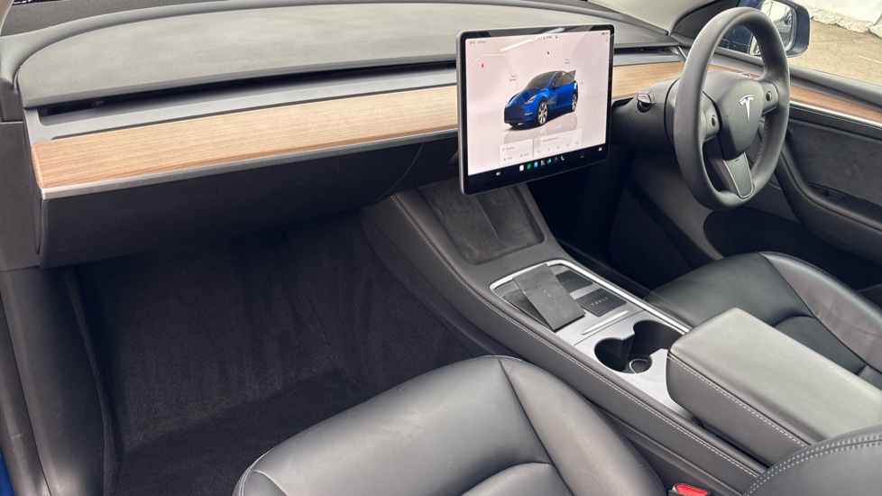 TESLA MODEL Y Image 10