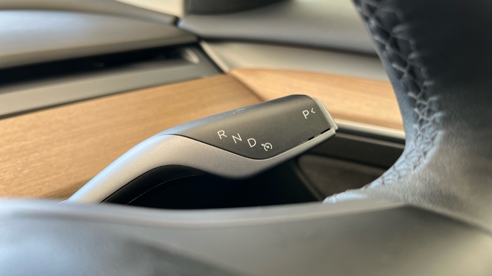 TESLA MODEL 3 Cruise control
