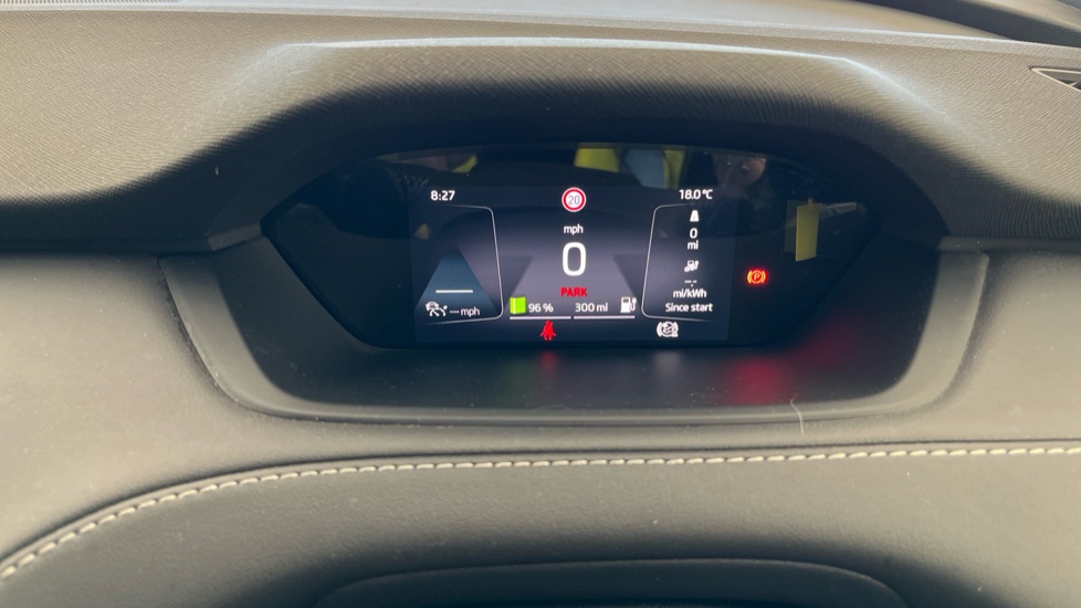 SKODA ENYAQ Image 13