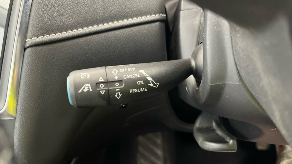 MG MG5 cruise control