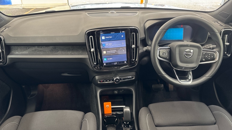 VOLVO C40 Image 11