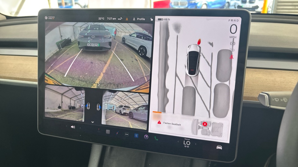 TESLA MODEL Y reverse camera