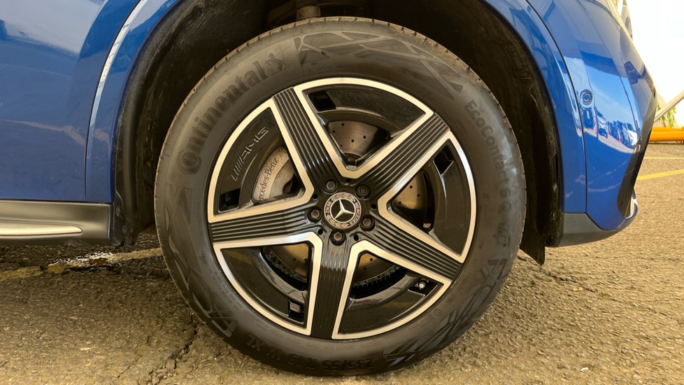 MERCEDES GLC Image 20