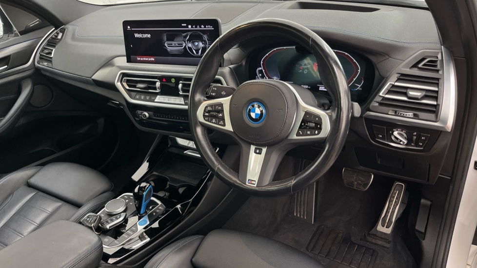 BMW iX3 Image 9