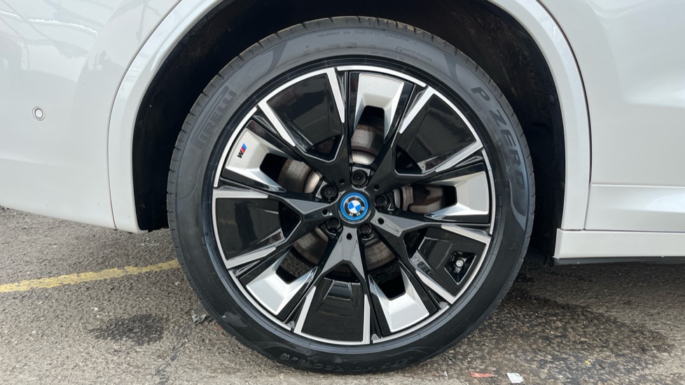 BMW iX3 Image 19