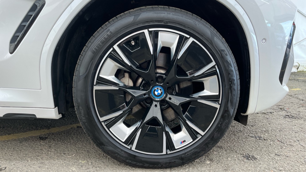 BMW iX3 Image 20