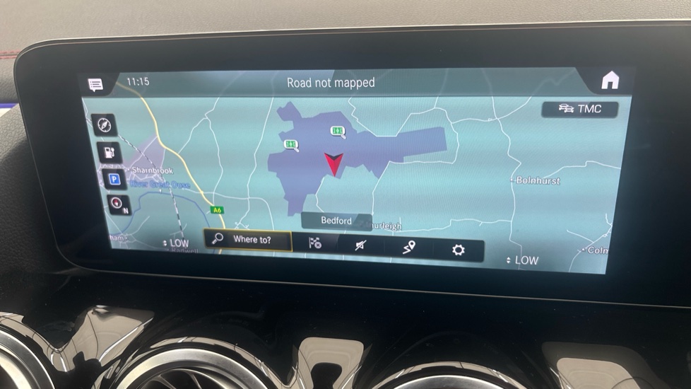 MERCEDES EQA Image 12