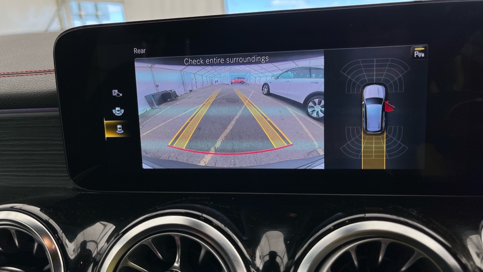 MERCEDES EQB reverse camera