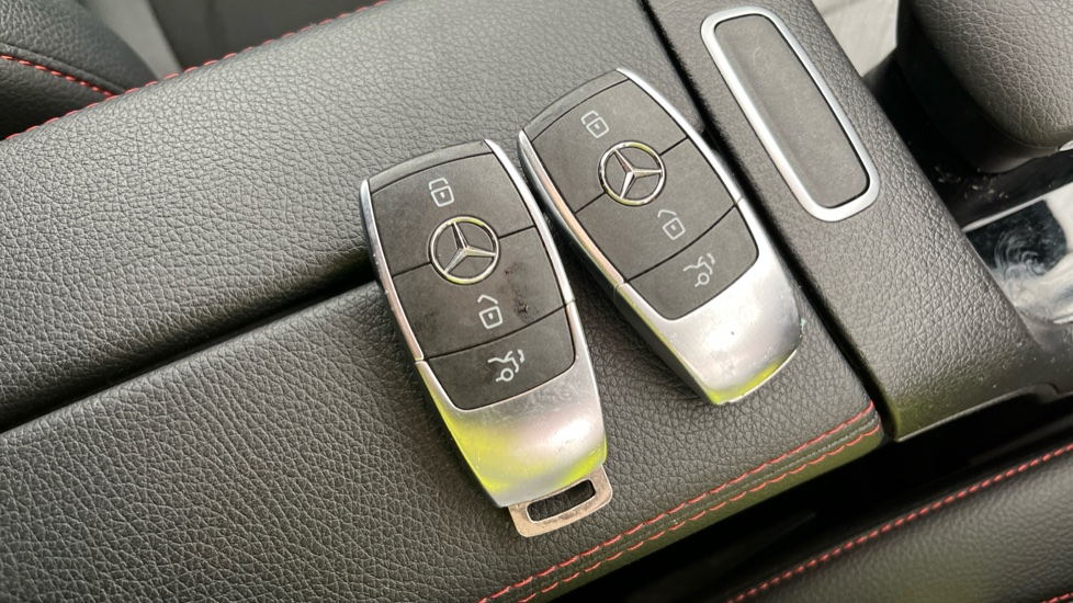 MERCEDES EQB two keys