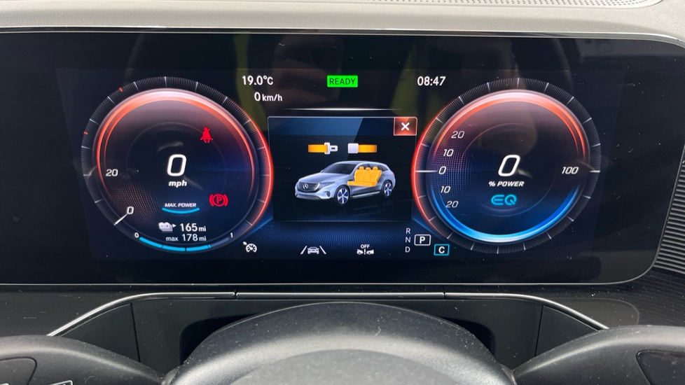 MERCEDES EQC Image 13