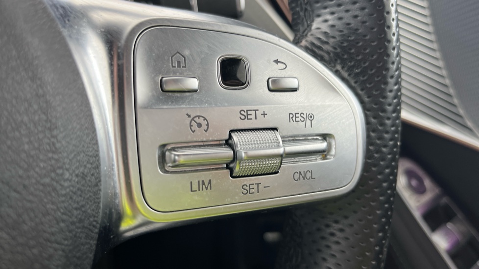 MERCEDES EQC cruise control