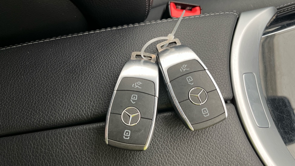 MERCEDES EQC two keys
