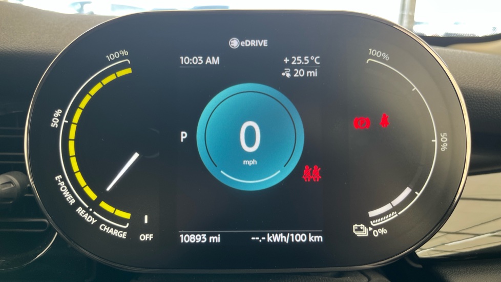 MINI HATCHBACK Image 13