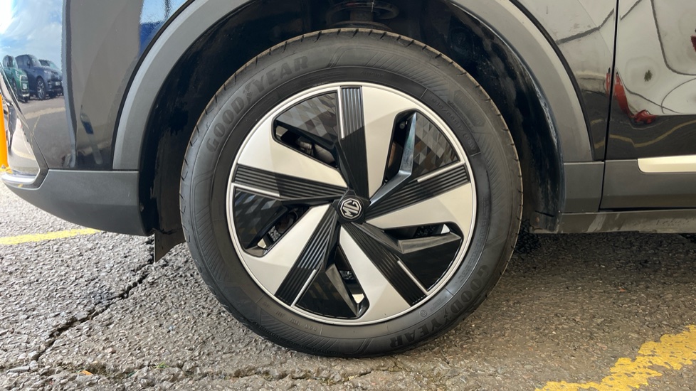 MG ZS Image 17