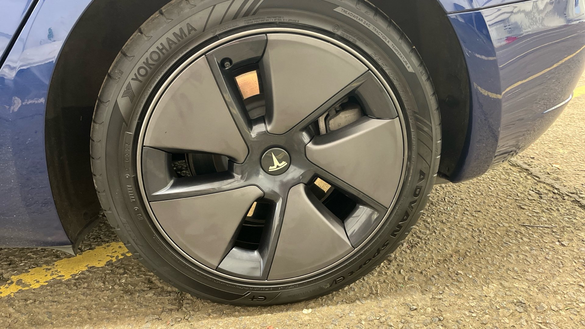 TESLA MODEL 3 MODEL 3 SALOON RWD 4dr Auto