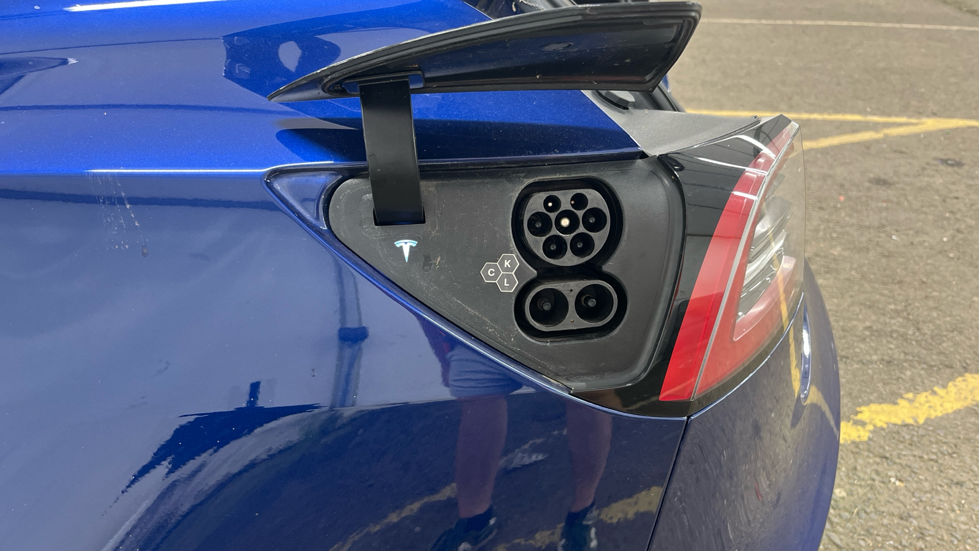 TESLA MODEL 3 MODEL 3 SALOON RWD 4dr Auto