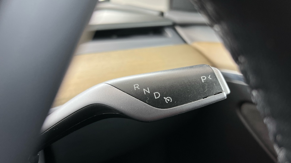 TESLA MODEL Y Cruise control