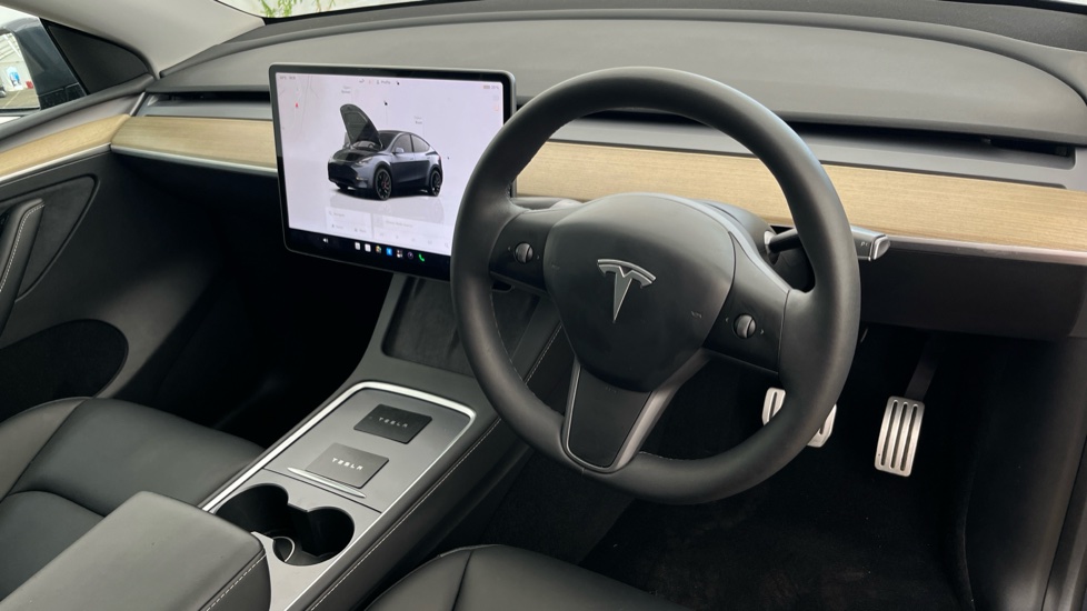 TESLA MODEL Y Image 9
